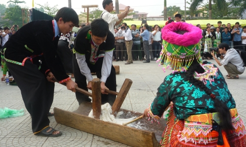 Vài nét về phong tục Tết của đồng bào dân tộc Mông